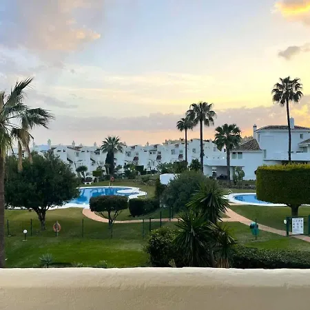 Bright Spacious 3 Bed Sitio de Calahonda