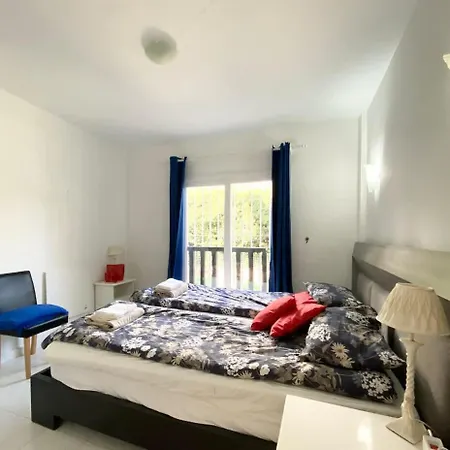 Bright Spacious 3 Bed Sitio de Calahonda